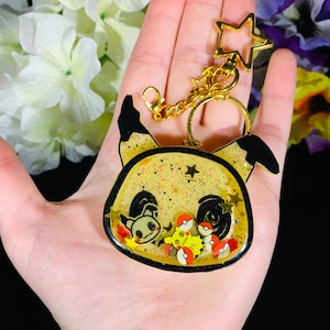 Mimikyu Head Shaker Keychain