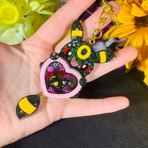 Smiling Umbreon Keychain Shaker