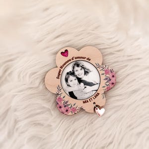 Personalized photo magnet in the shape of flowers for grandma, mom, family, nanny, atsem, teacher etc., fridge magnet