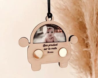 Bijou de rétroviseur à suspendre en forme de voiture avec photo enfan, personnalisable avec photo, cadeau personnalisé, photo imprimé inclus