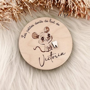 Children's baby tooth box with personalized engraving