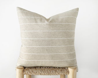 Funda de almohada decorativa de rayas neutras - funda de cojín gris y blanco - 18", 20"