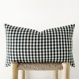 Lendenkussenhoes met gingham-ruit in zwart - donkere neutrale geruite kussenhoes - 12 x 20", 14 x 20", 14 x 24"