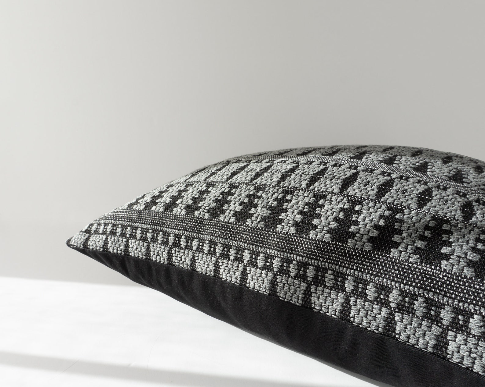 Woven Black and Grey Decorative Pillow Cover Textured - Etsy