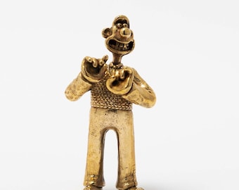 Bronze Wallace Figurine – Handmade Aardman Collectable – UK Miniature Art – Wallace & Gromit Gift – Official Animation Fan Decor