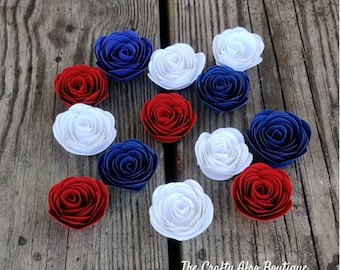 25 RED, WHITE & BLUE Paper Flowers.Rolled Paper Flowers.Loose Flowers.Party Decorations. Wedding Table Decor. Table Scatter. Small Flowers.