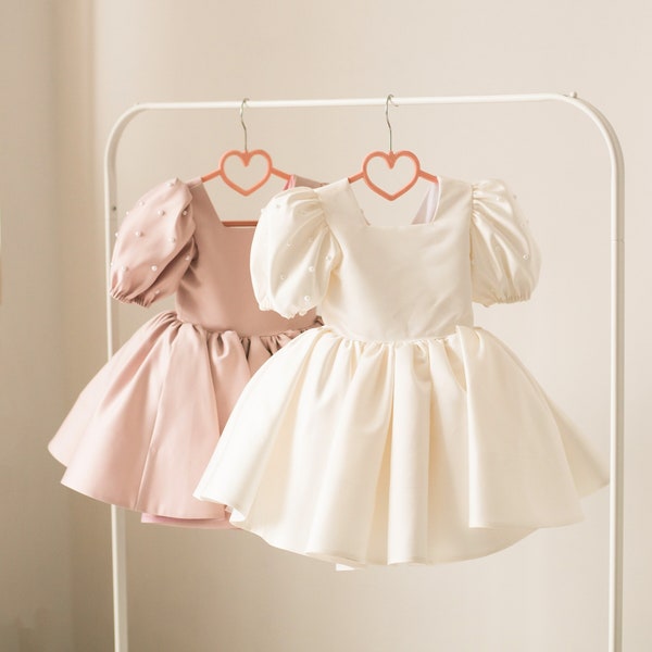 Robe de fille de fleur ivoire, robe blush Flower Girl, robe de premier anniversaire, robe de fille ivoire, robe d’occasion spéciale, robe de fantaisie à manches bouffantes