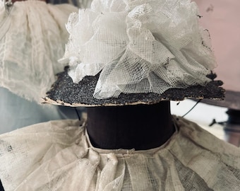 stunning sweet pierrot hat and collar antique from France,Nina Hartmann