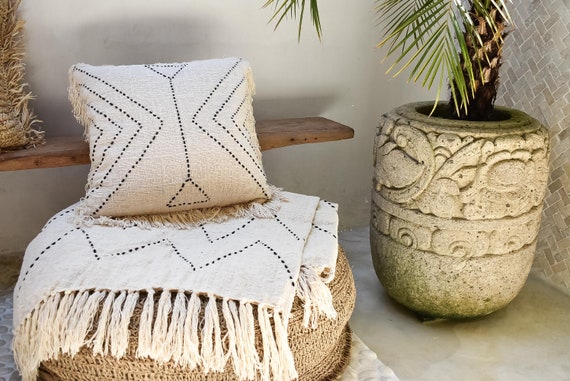 Toraja Set Cotton Pillow Cover and Throw Blanket With Hand Stitched Pattern Boho Bed Runner Table Cover Cushion Cover Etsy UK