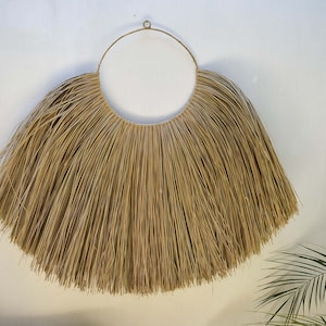 RINCA - Raffia wall hanging XL, natural colour seagrass wall decor with knots