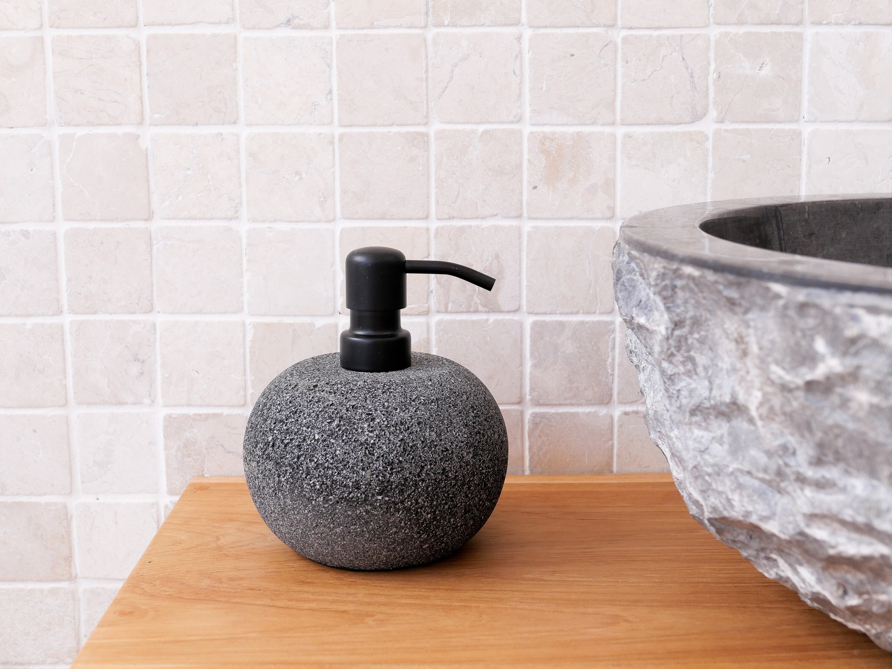 lava soap pump