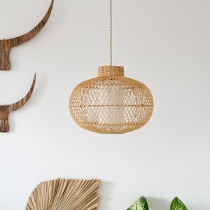 Handmade Rattan Lampshade MENTAWAI | Wicker Pendant Boho Lamp with Light Diffuser | Rustic Hanging Light Fixture | Kitchen Island Lighting