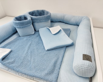 Blaue Wickelauflage, Wickelunterlage, weicher Wickeltisch, Geschenk zur Babyparty, Geschenk zur Geburt