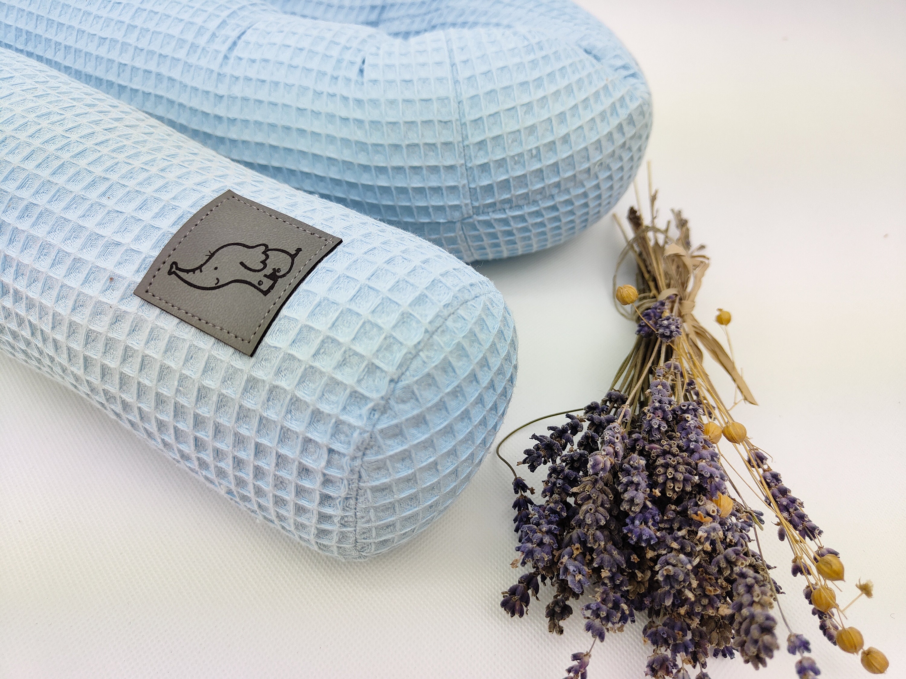 Roller cushion for changing table, protective roller for changing table, protective pillow, roller for changing table, roller cushion