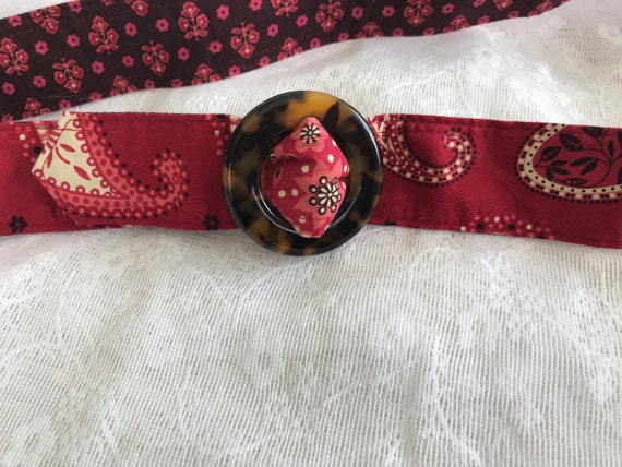 Buy Vera Bradley New Mesa Red Reversible Belt, Vera Bradley  display picture 1