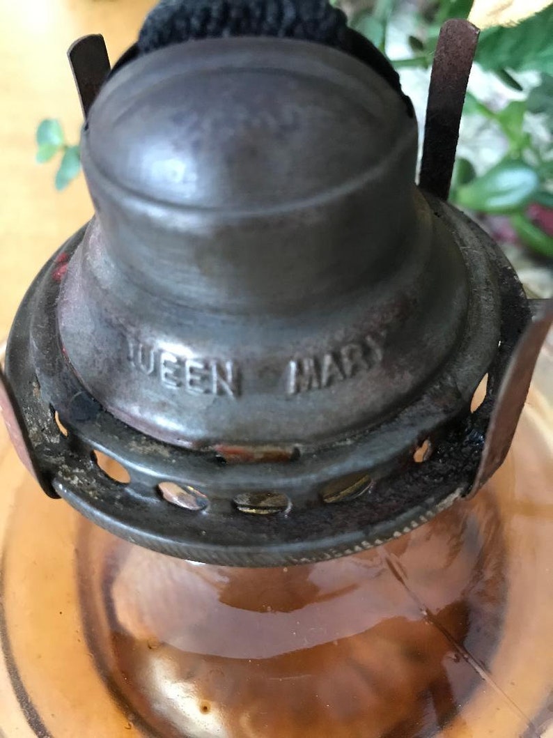 Vintage Oil Lamp with Brass Queen Mary Burner Etsy