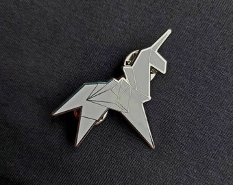 Blade Runner Origami Unicorn Badge Pin – Movie Collectible Merchandise Film Classic Harrison Ford Robot Droid Android Replicant Scifi