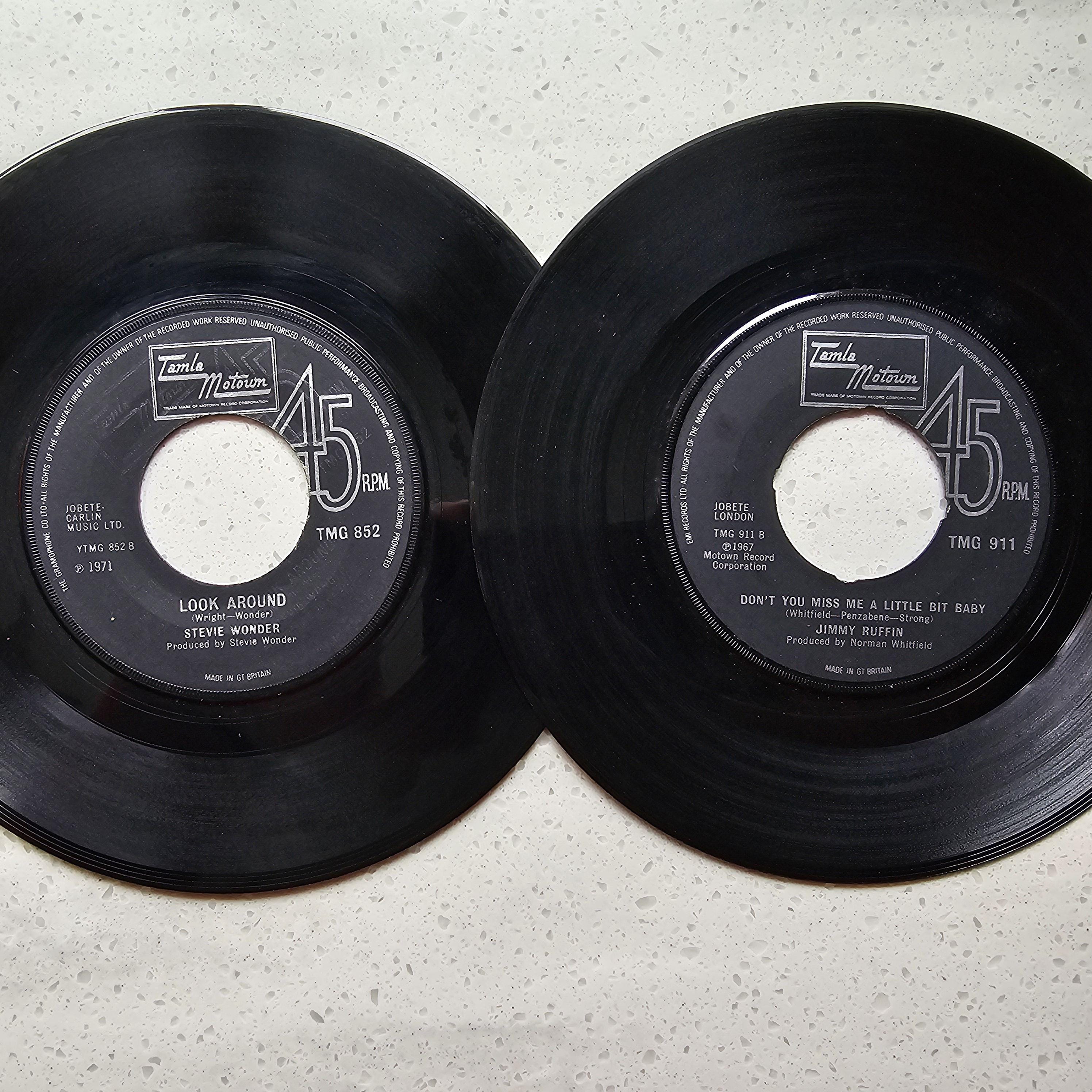 2 Classic Tamla Motown 7
