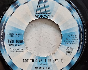 Marvin Gaye (e) ** - Got To Give It Up Pts 1 & 2 - 1977 Motown Soul 7"  Vinyl Record