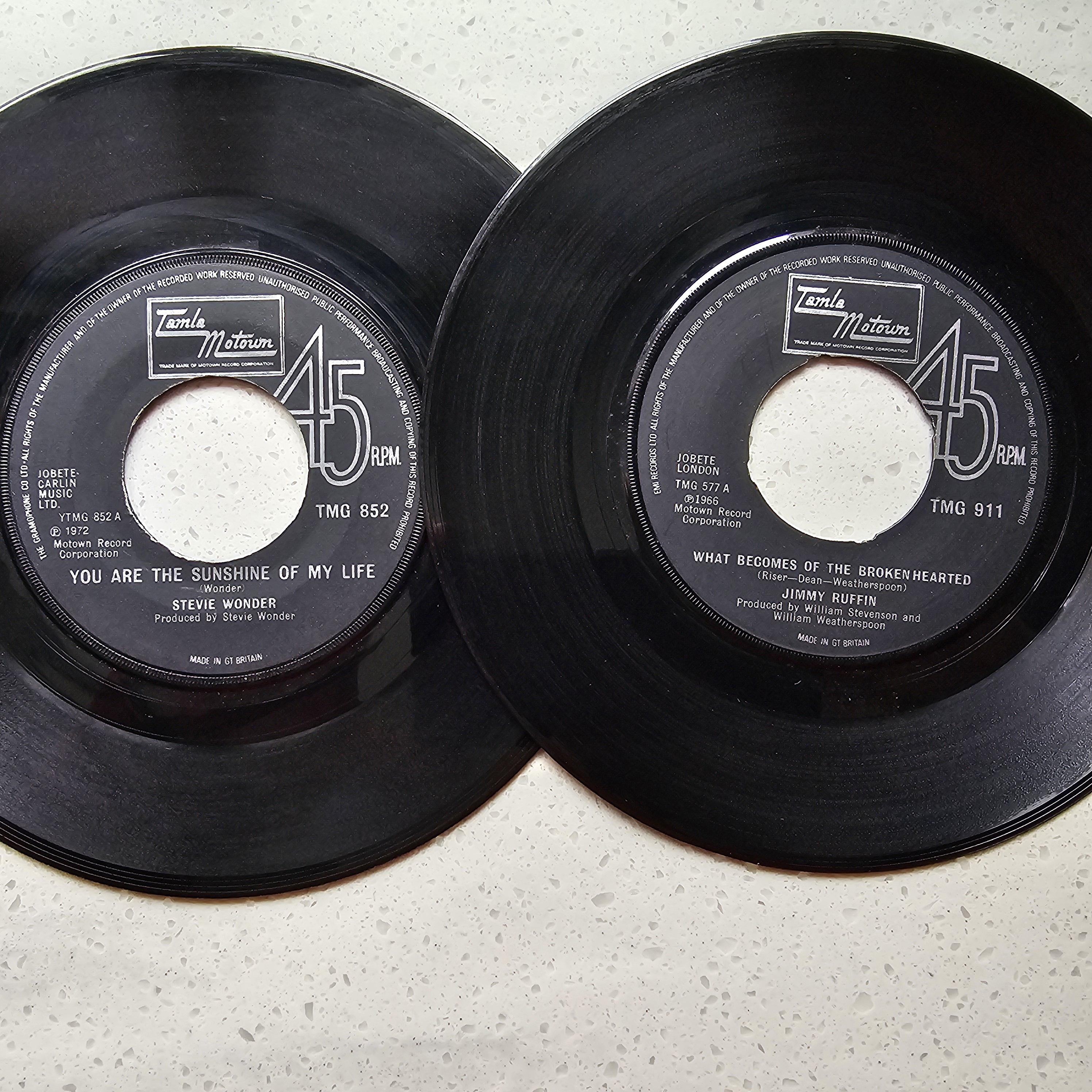 2 Classic Tamla Motown 7