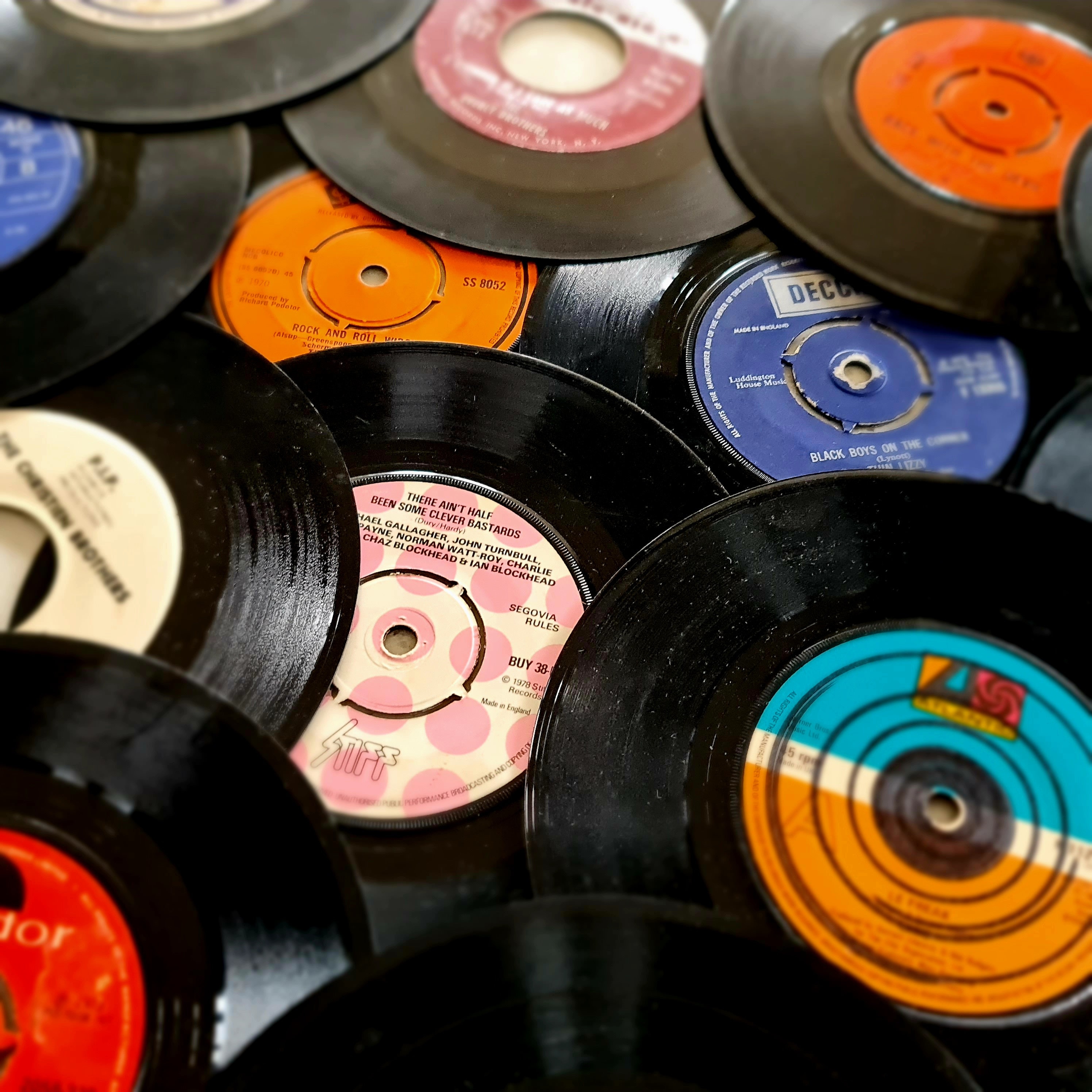 Lote de discos de vinilo antiguos de 7 pulgadas y 45 RPM para decorar o  crear arte de pared LP