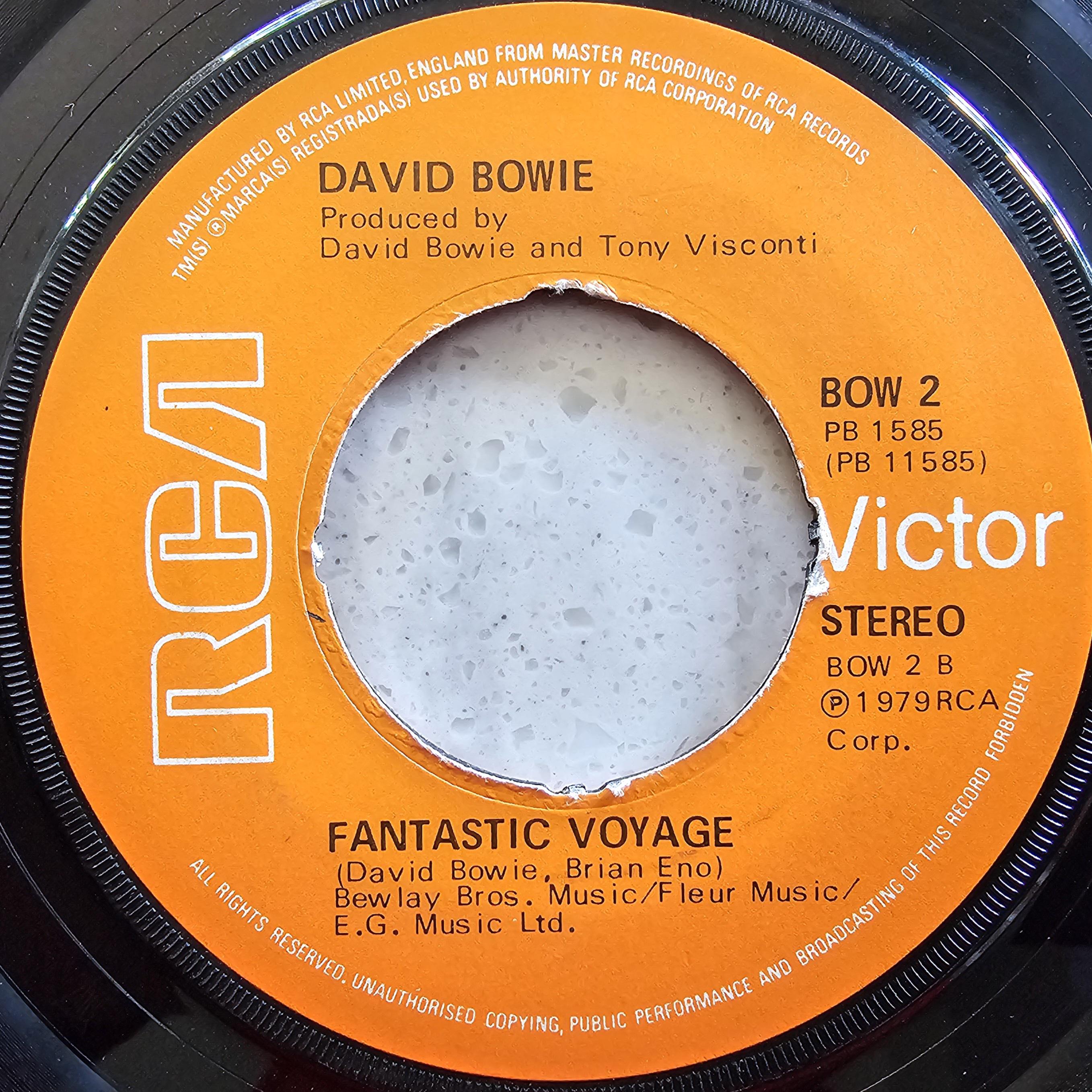 デヴィッド・ボウイ - Boys Keep Swinging / Fantastic Voyage 