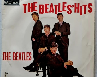 ビートルズ写真31枚 THE BEATLES -- Birthday b/w Taxman Pic Sleeve- Capitol Colored