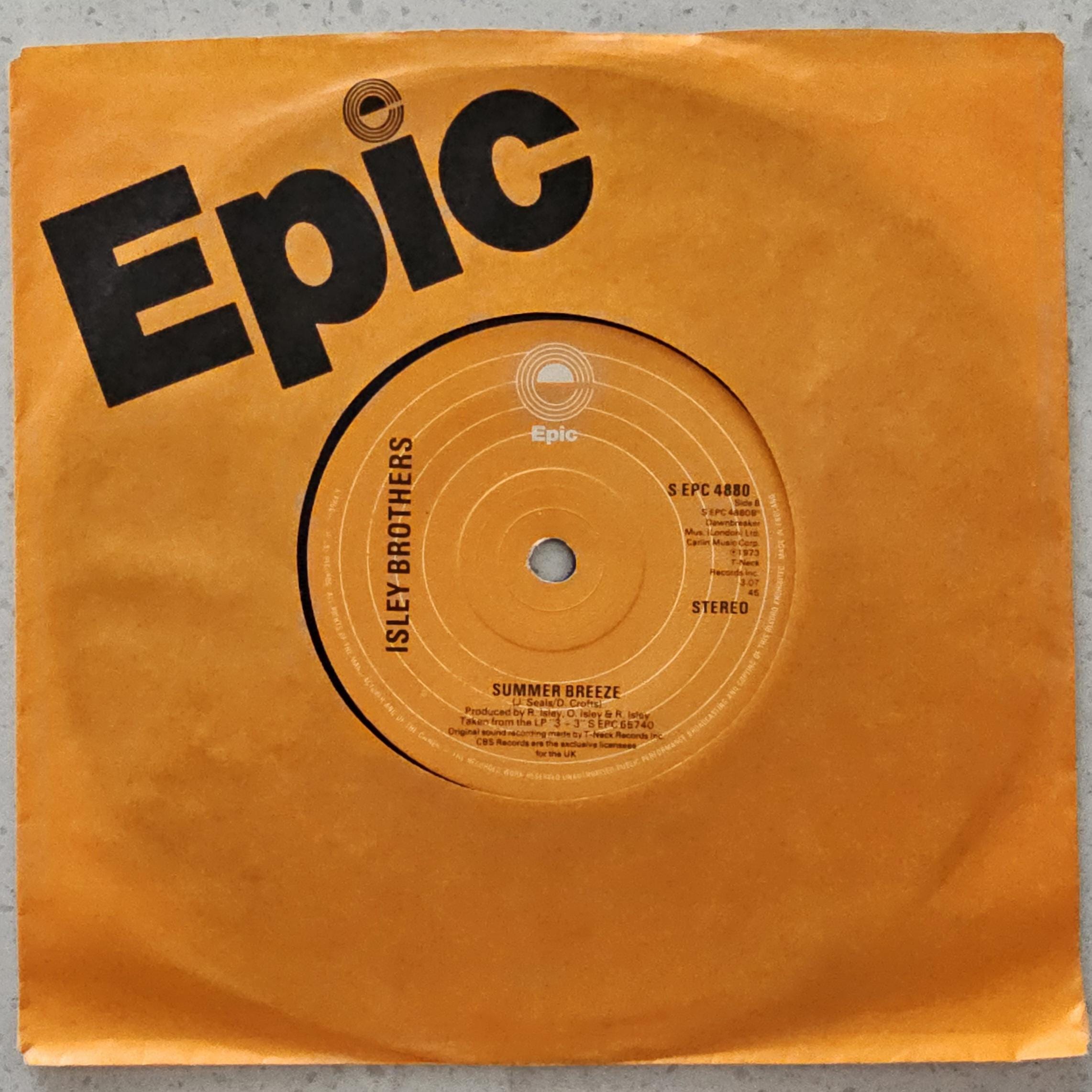 The Isley Brothers (e) Summer Breeze / That Lady - 1978 UK Blue