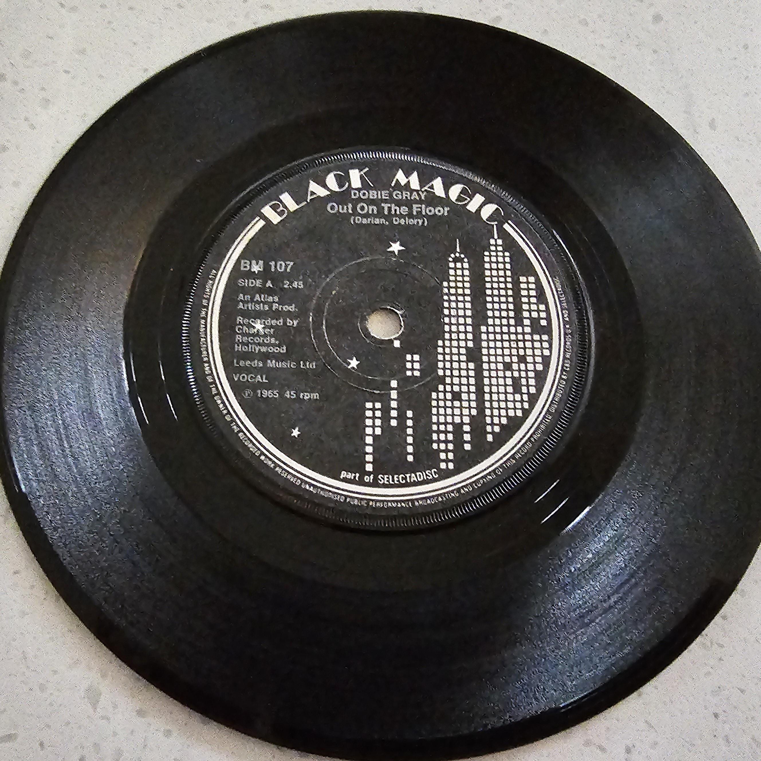 米7” Dobie Gray Out On The Floor / No Room To Cry CRG115 CHARGER /00080 Dobie Gray No Room To Cry - YouTube