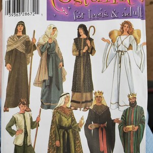 Simplicity costume pattern for teens and adults