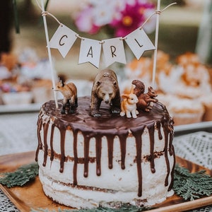 Personalized cake topper pennant chain with name wood