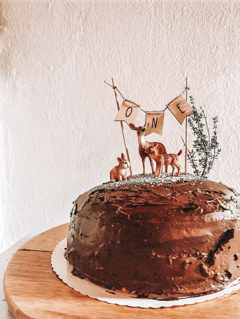 Personalisierter Cake Topper Wimpelkette mit Namen Holz Bild 9