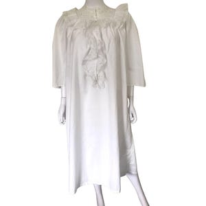 Chemise de nuit édouardienne ancienne en dentelle et robe de chambre | Années 1900 | Monogramme CB