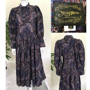 angela holmes dress designer Angela Holmes