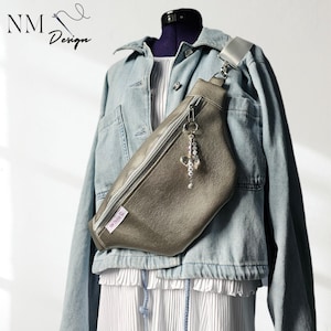 Crossbody bag silver metallic – vegan shoulder bag for women | Festival bag handmade | Gift for girlfriend | Bumbag handmade | Gift