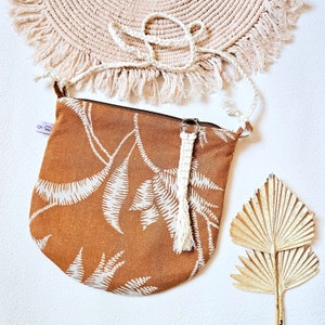 Borsa a tracolla da donna in lino con motivo boho in marrone beige - ciondolo macramè - regalo unico per lei - borsa fatta a mano