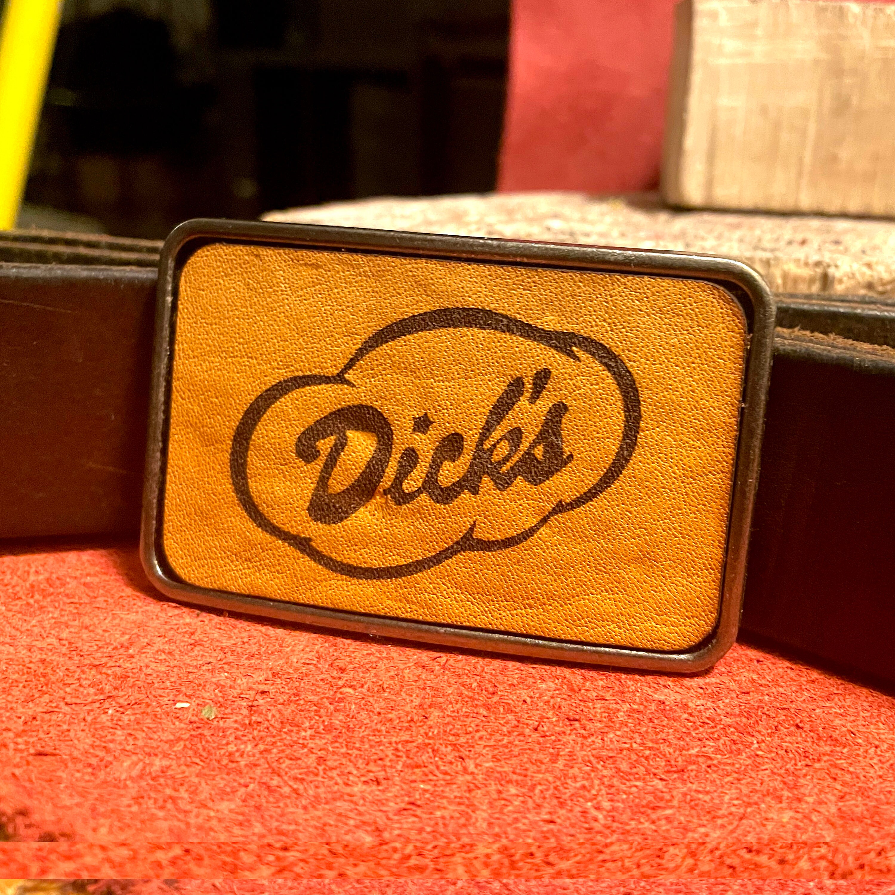 One-of-a-kind Engraved Leather Belt Buckle: Special Deluxe  display picture 2