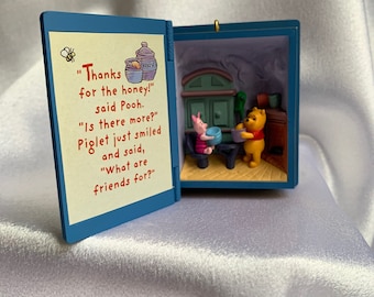 HALLMARK Keepsake Ornament &quot;A Visit From Piglet&quot; Winnie the Pooh