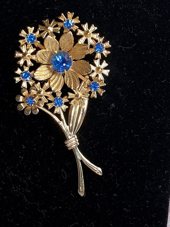 Vintage Blue Rhinestone Flower Pin - image 1