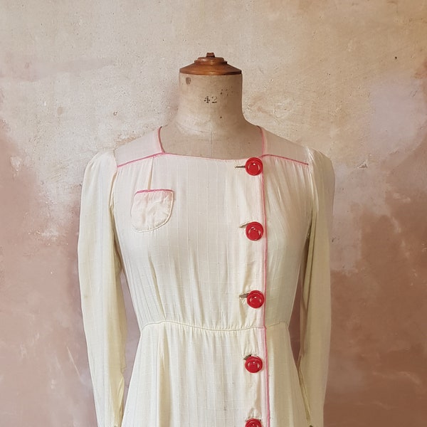 Antique 1930's Art Deco Dress...great original buttons! Size 8