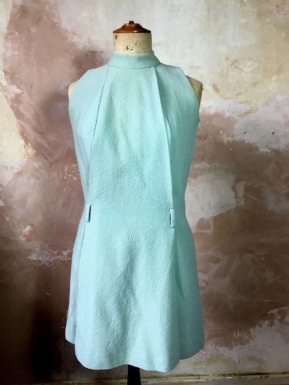 1960s Pistachio Mint Green Sleeveless A-Line Mod M