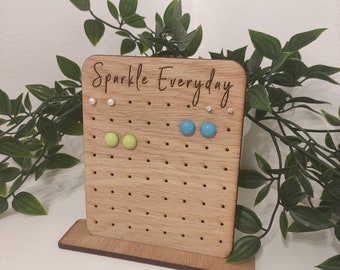 Sparkle everyday earring stand and holder, holds 32 pairs of earrings