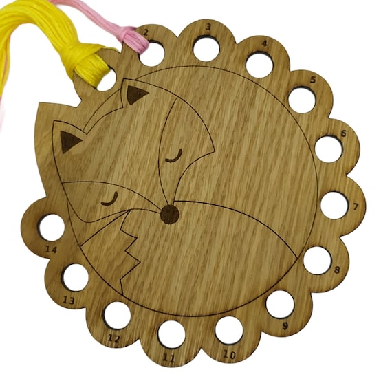 Fox Cross Stitch Thread Holder, Wooden Floss Organiser for Embroidery, Gift for Stitchers