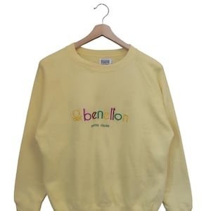 Vintage 90s Benetton Yellow Retro Sweatshirt United Color of Benetton classic logo 90s Wear Style Benetton Spell Out United Benetton Large