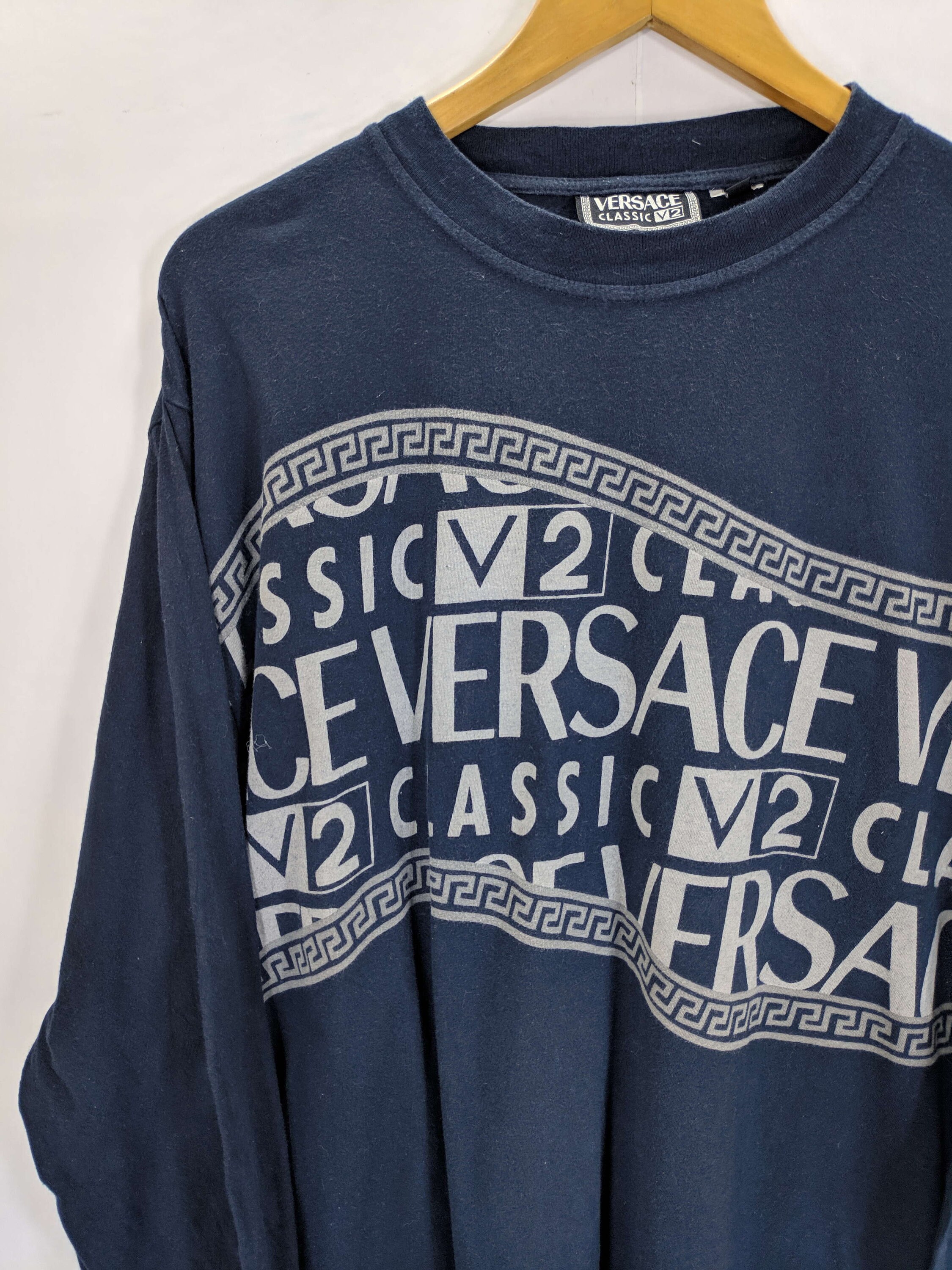 Versace Classic V2 ヴェルサーチ ヴィンテージ　ロンT Vintage Versace Versus V2 L/S Shirt Versace Jeans Italy Large