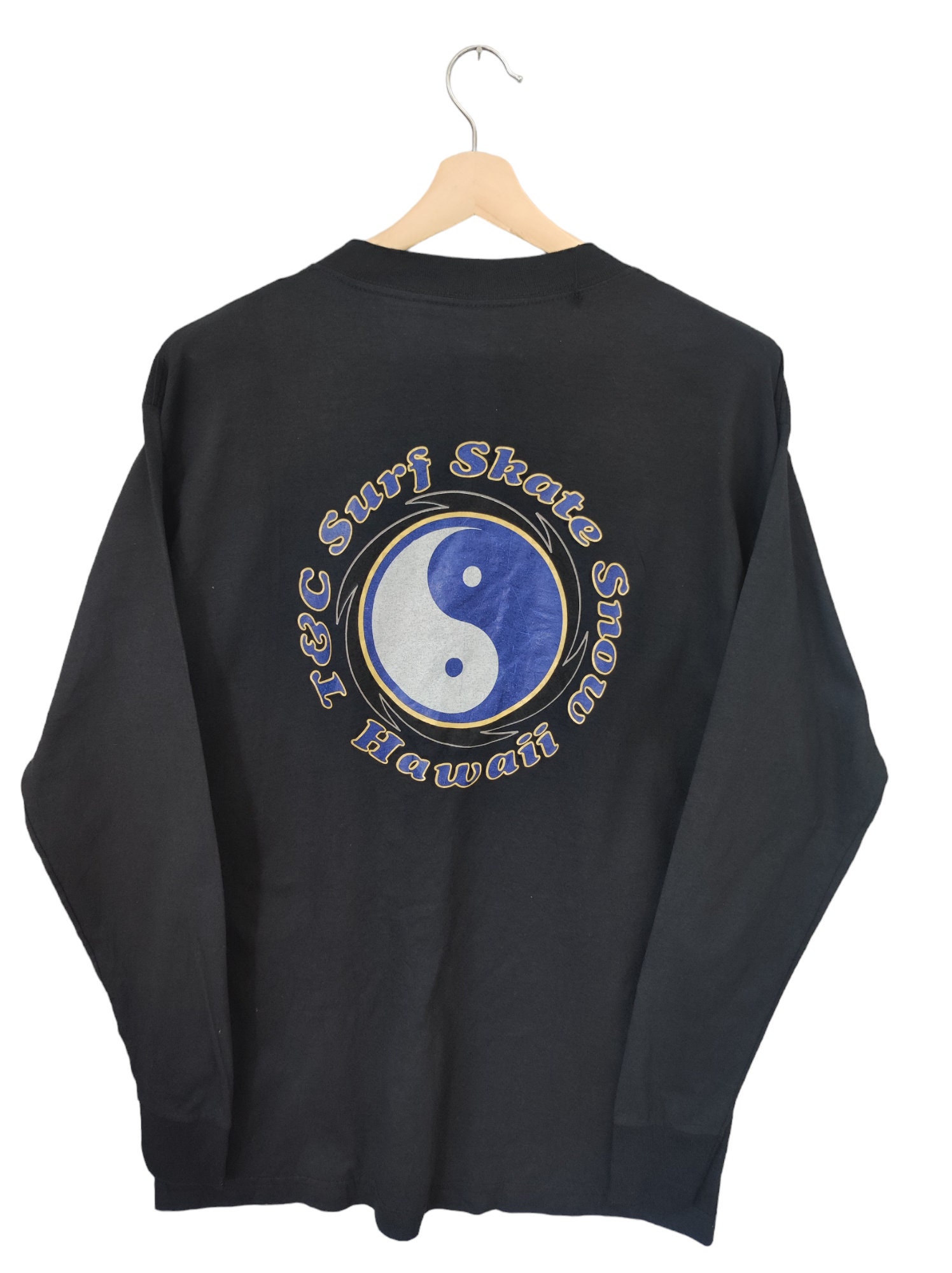80s Vintage Ying Yang Town & Country Surf Skate Store Shop T and C