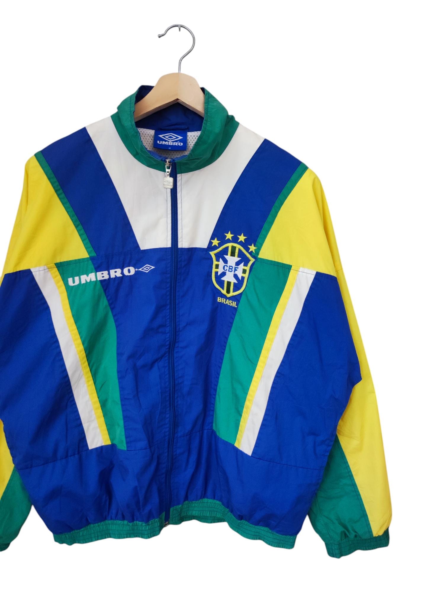 ウェア BRAZIL - 1994 () I'm told this is a Brazilian version of Brazil's 1994 Jersey