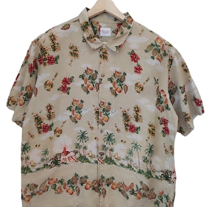 90s Vintage PAPAS aloha Hawaiian Tropical Authentic Hawaii Japan Hawaiian 100%  rayon Shirt Aloha tropical  pineapple volcano Vintage Large