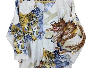 Giacca kimono lunga Sukajan vintage anni '80 Hanolulu Hawaii Sukajan Giappone tigre e drago Souvenir giacca leggera kimono giapponese bottone Grande
