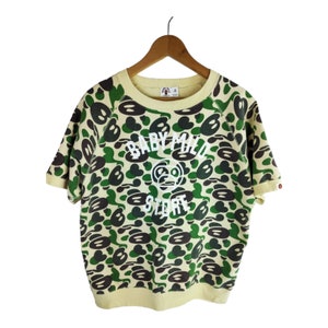 Vintage 90s BAPE A Bathing Ape Baby Milo Store camouflage A Bathing Ape Ape shall never kill ape Streetwear cropped sweatshirts size Small
